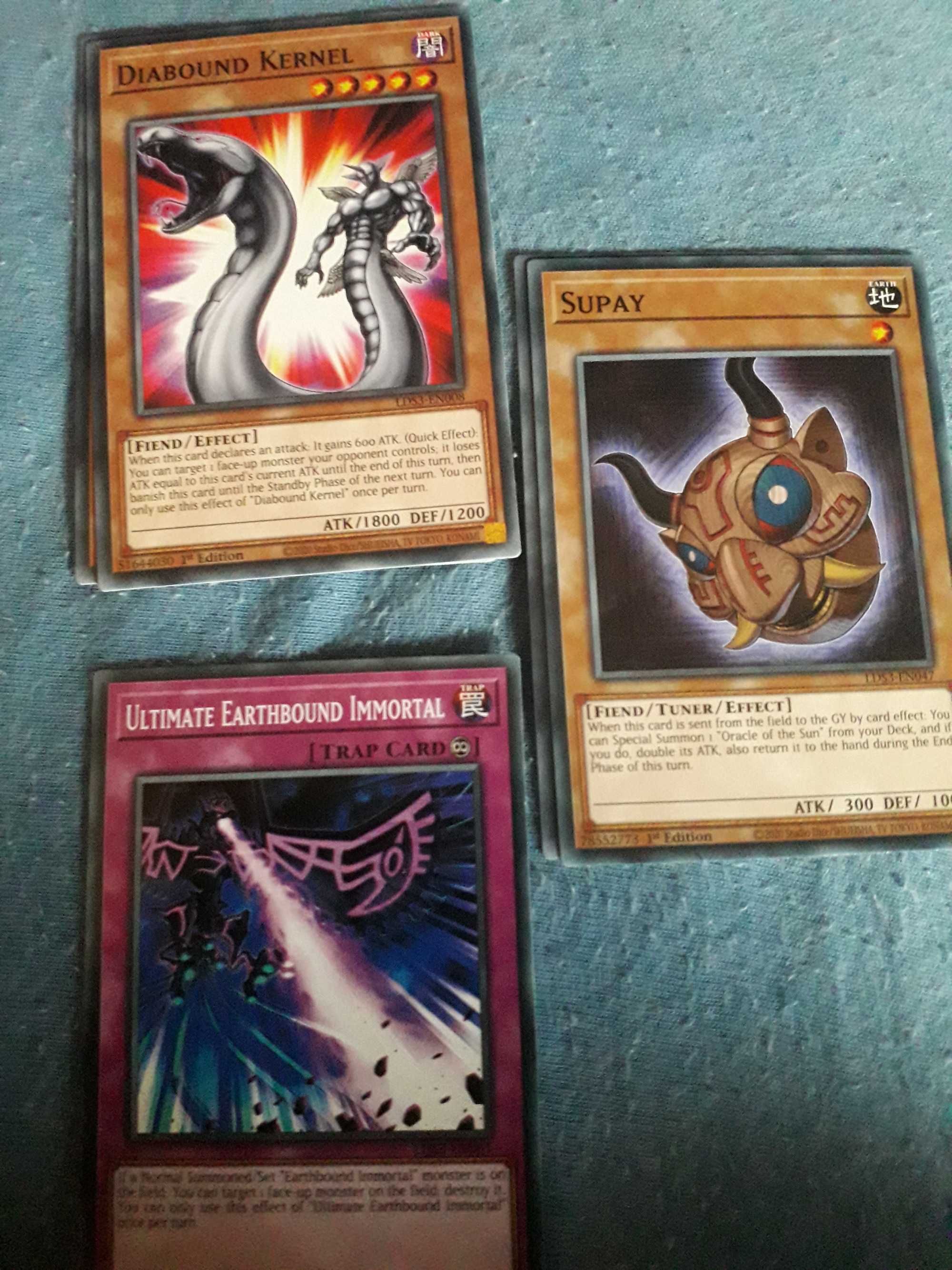 Cartas Yu Gi Oh para troca