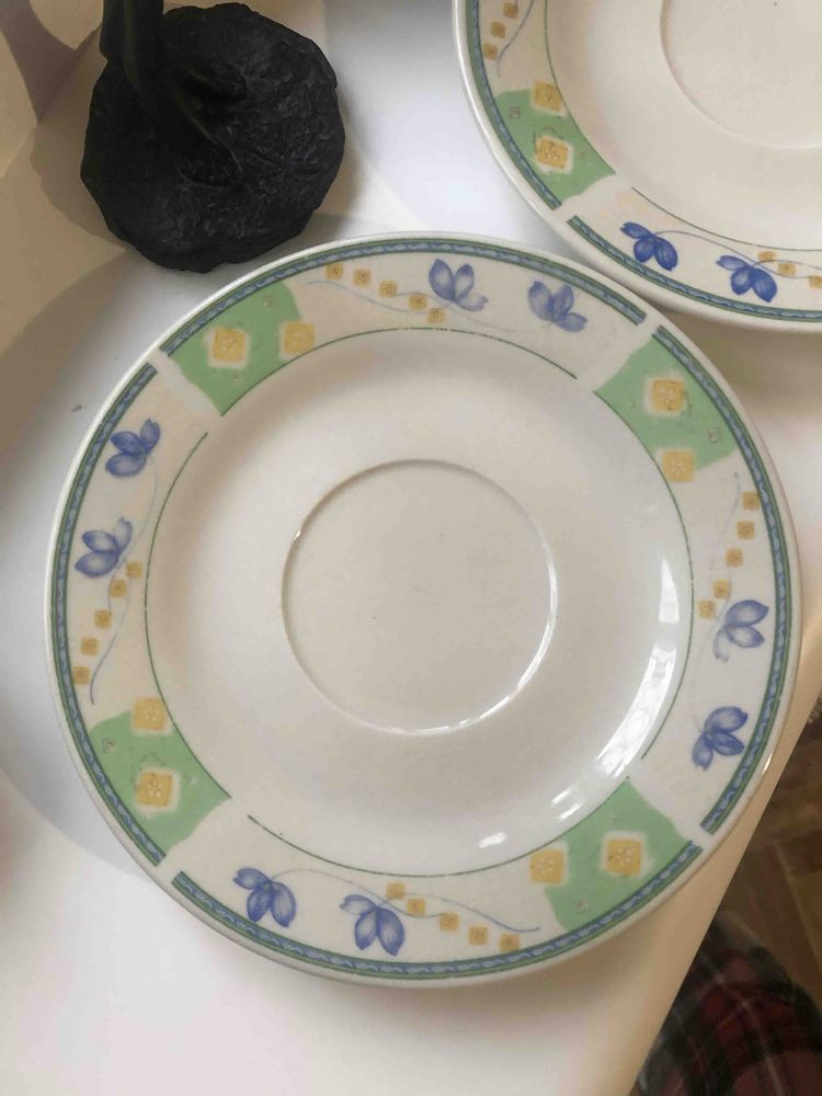 Тарелки красивые ,новые, продам почти даром