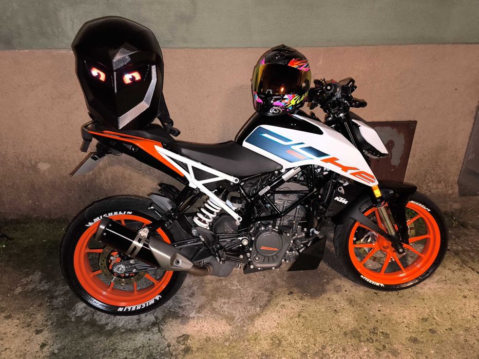 KTM 125 Black Friday