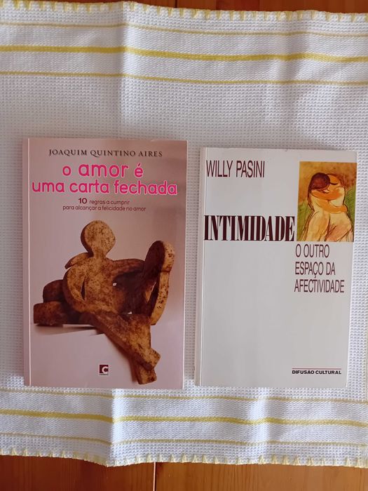 Livros em muito bom estado: Amor-Intimidade