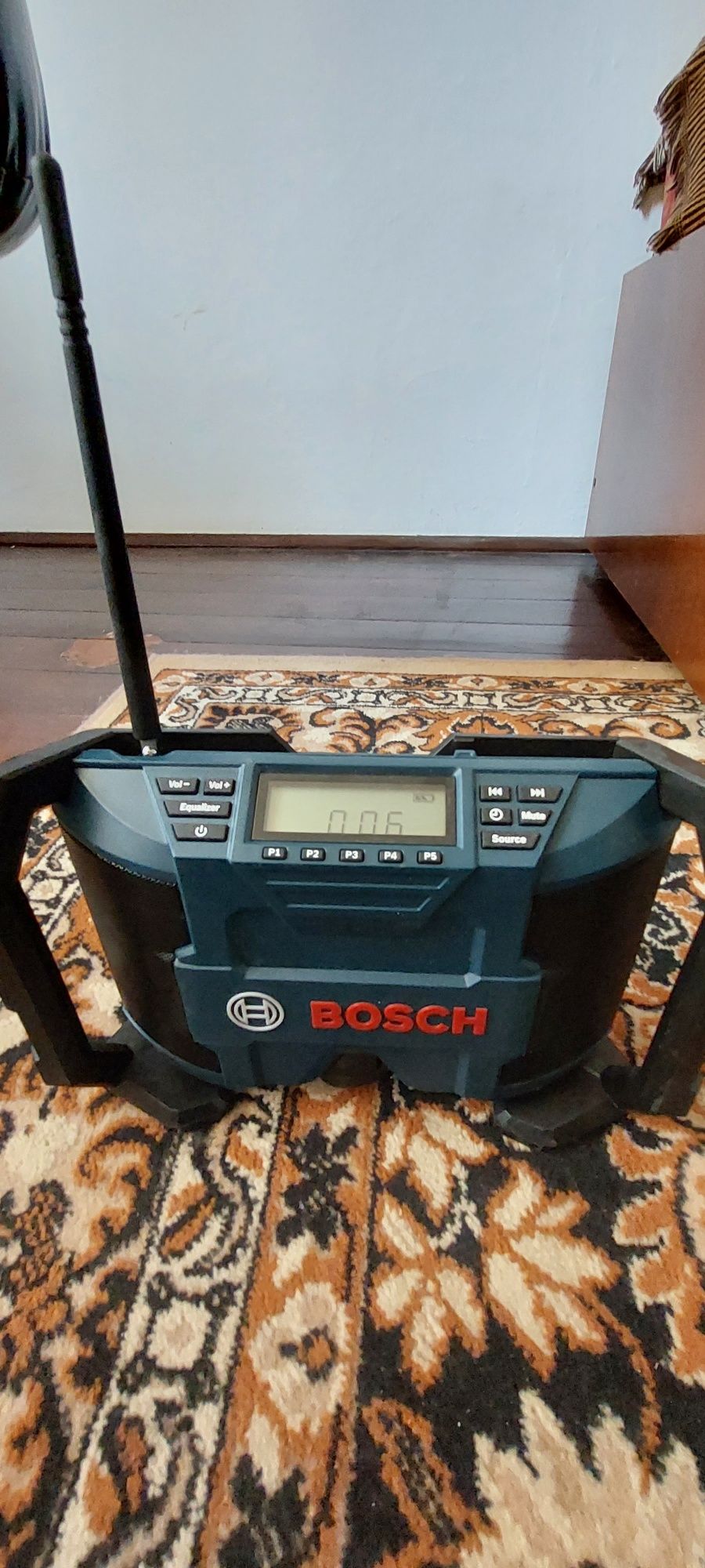 Radio Bosch        .