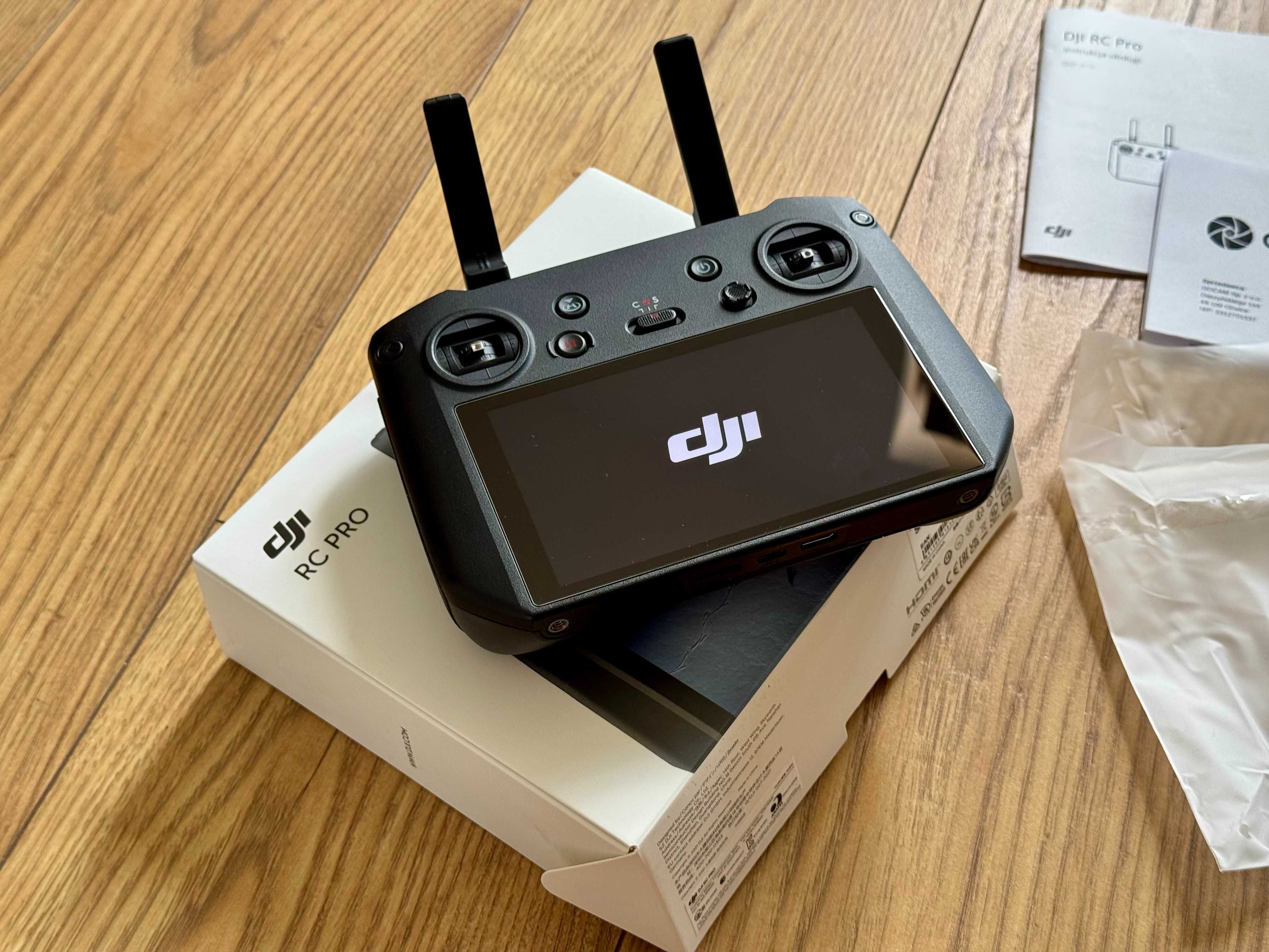 Aparatura DJI RM510 DJI RC PRO kontroler DJI Mavic 3 stan idealny