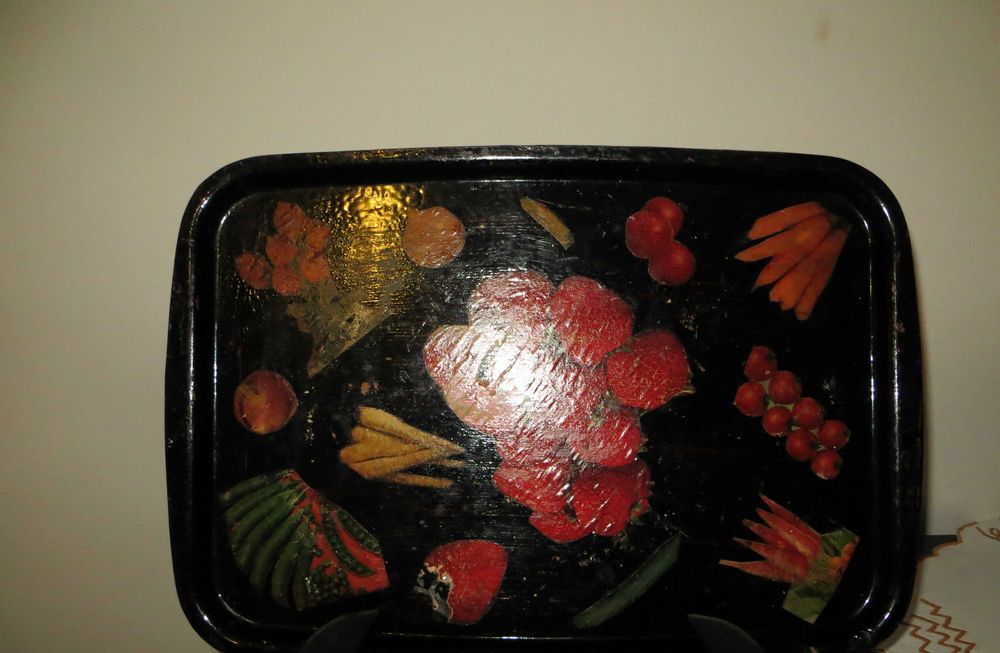 Refeição - Bandeja em Fibra de Vidro, Pintada à mão