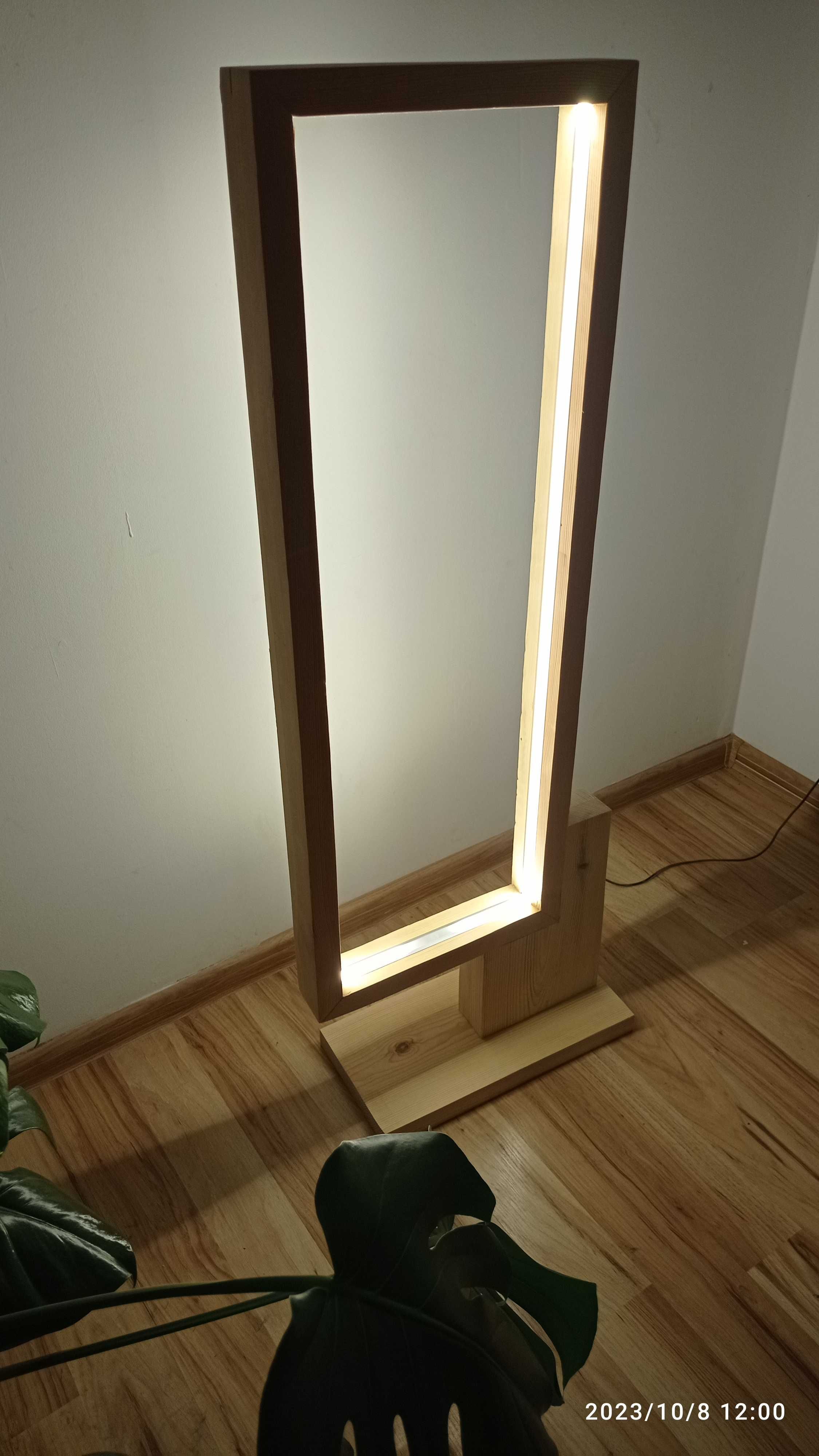 Lampa LED drewniana hand made, w cenie wysyłka kurierem