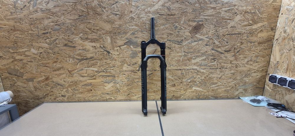 Rock Shox Pike Charger 3.1. 29". Amortyzator Rock Shox