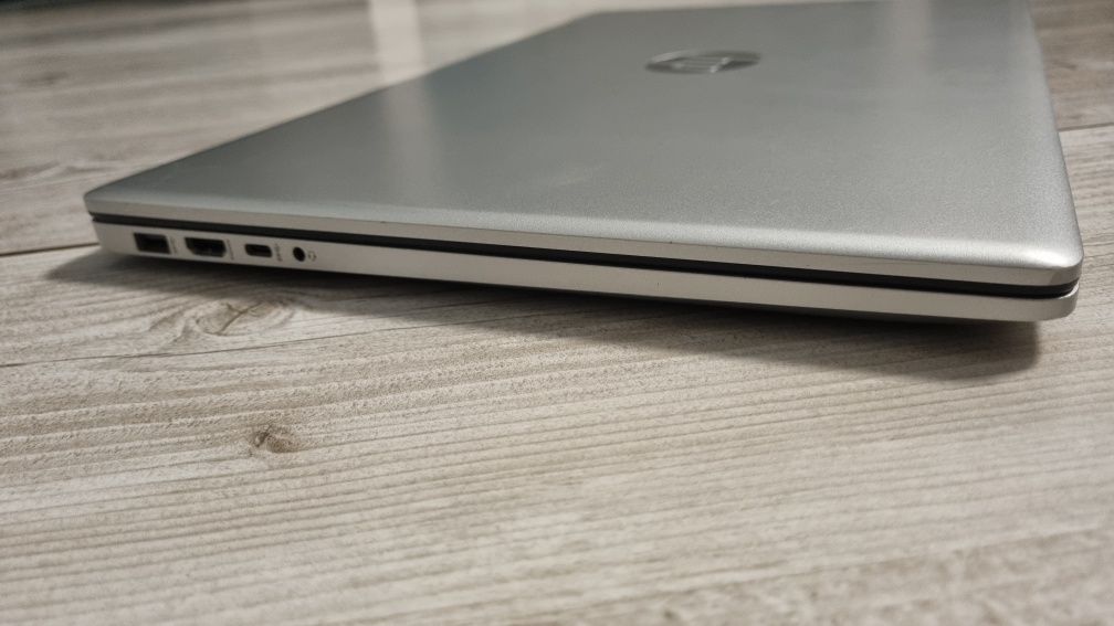 Hp 17-cn0069nr 17.3 СЕНСОРНИЙ І3-1125G4/DDR4-16/SSD-512