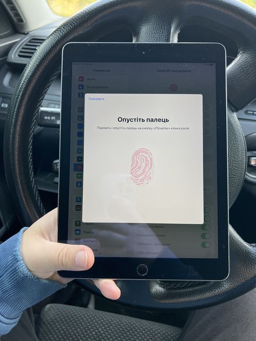 iPad Air 2 64GB з новою батвреєю