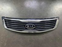Решітка решотка радіатора бампера Kia Magentis 08-10р. Дефект