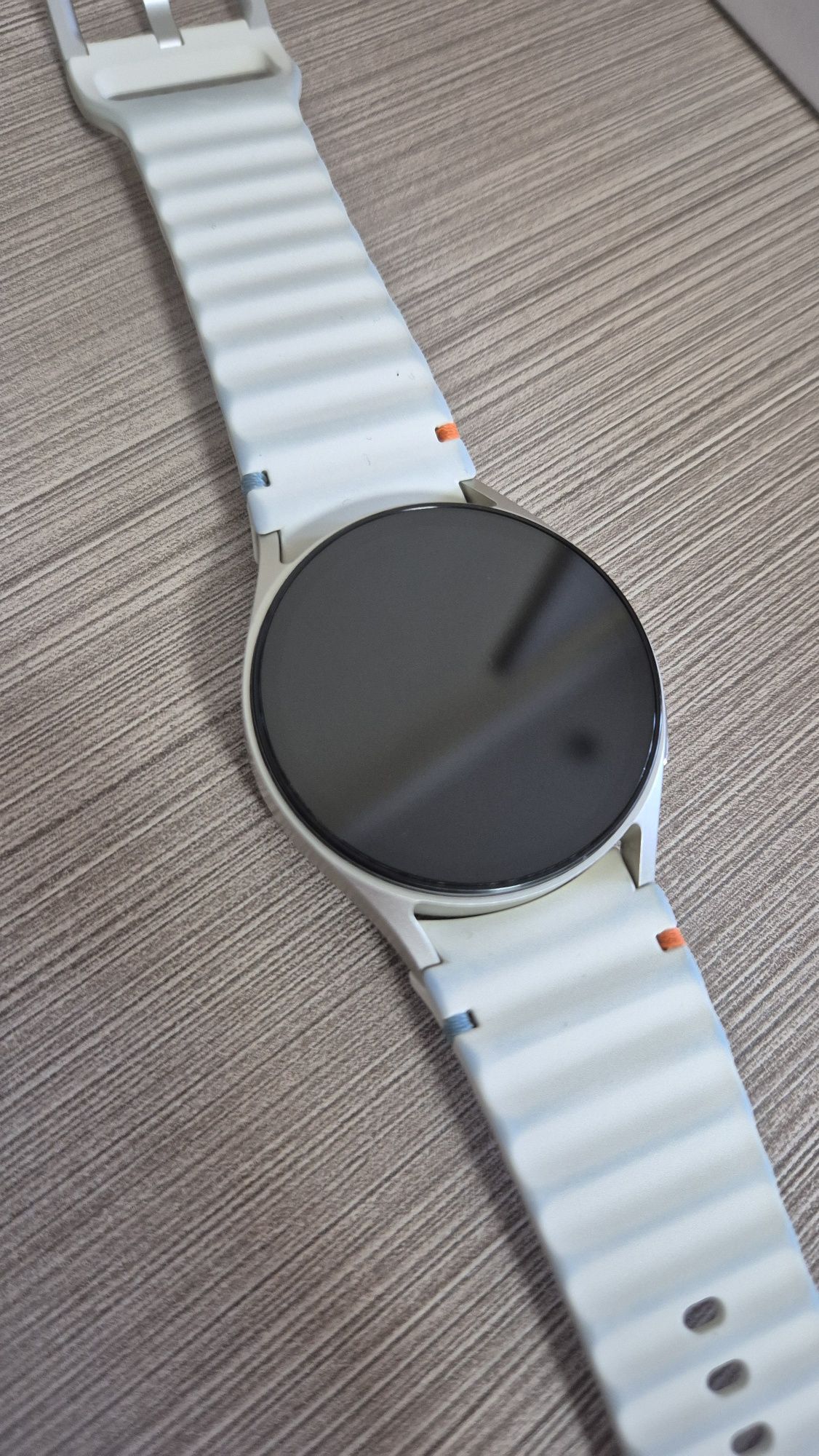 Samsung Galaxy Watch 7 40mm eSIM Cream