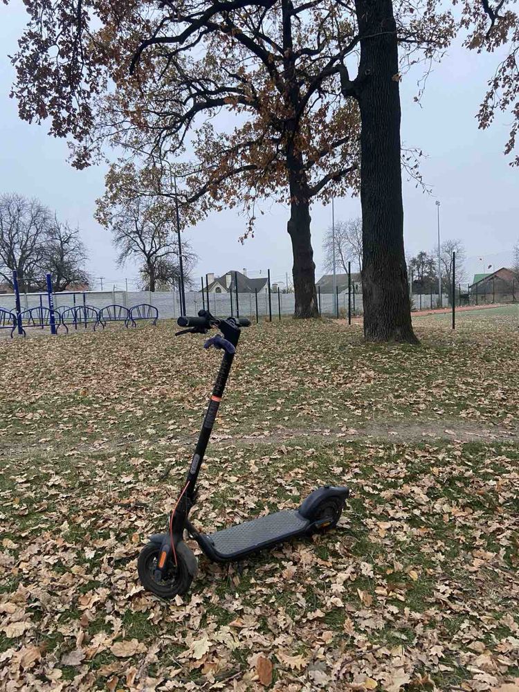 Електросамокат ninrbot f2 plus в гарному стані
