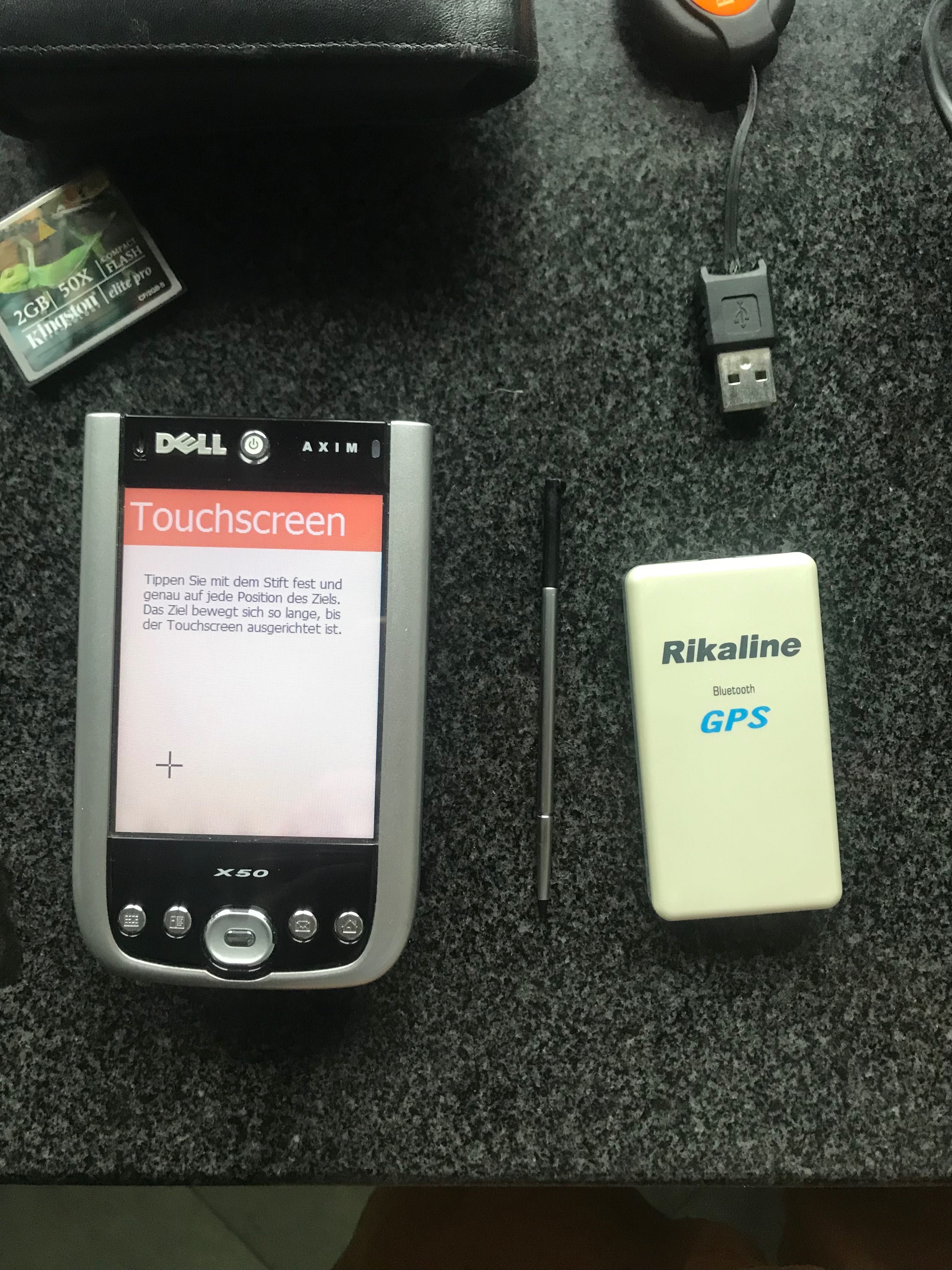 Palmtop Dell Axim X50 WiFi z dodatkowym zewnętrznym modułem GPS