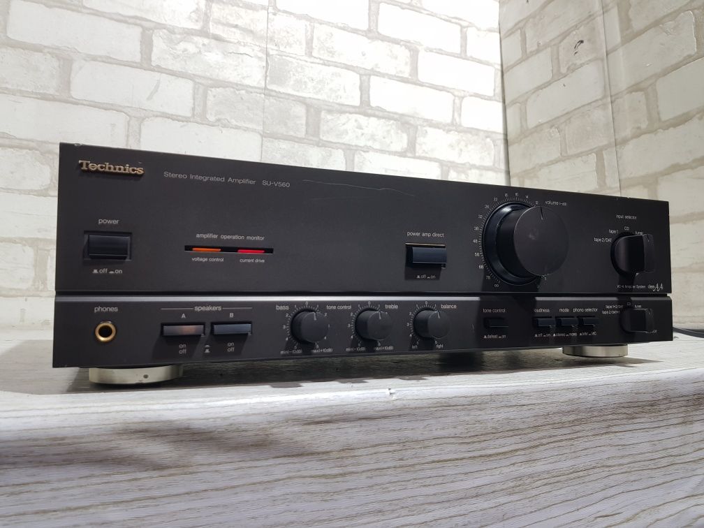 Стерео підсилювач класу АА TECHNICS SU-V560, *2x100 Вт, б/у з Німечч