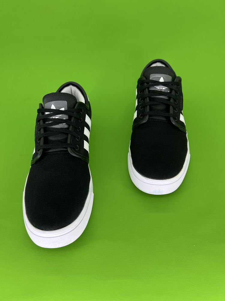 Чоловіче взуття  44р. Adidas SEELEY для скейтбордингу