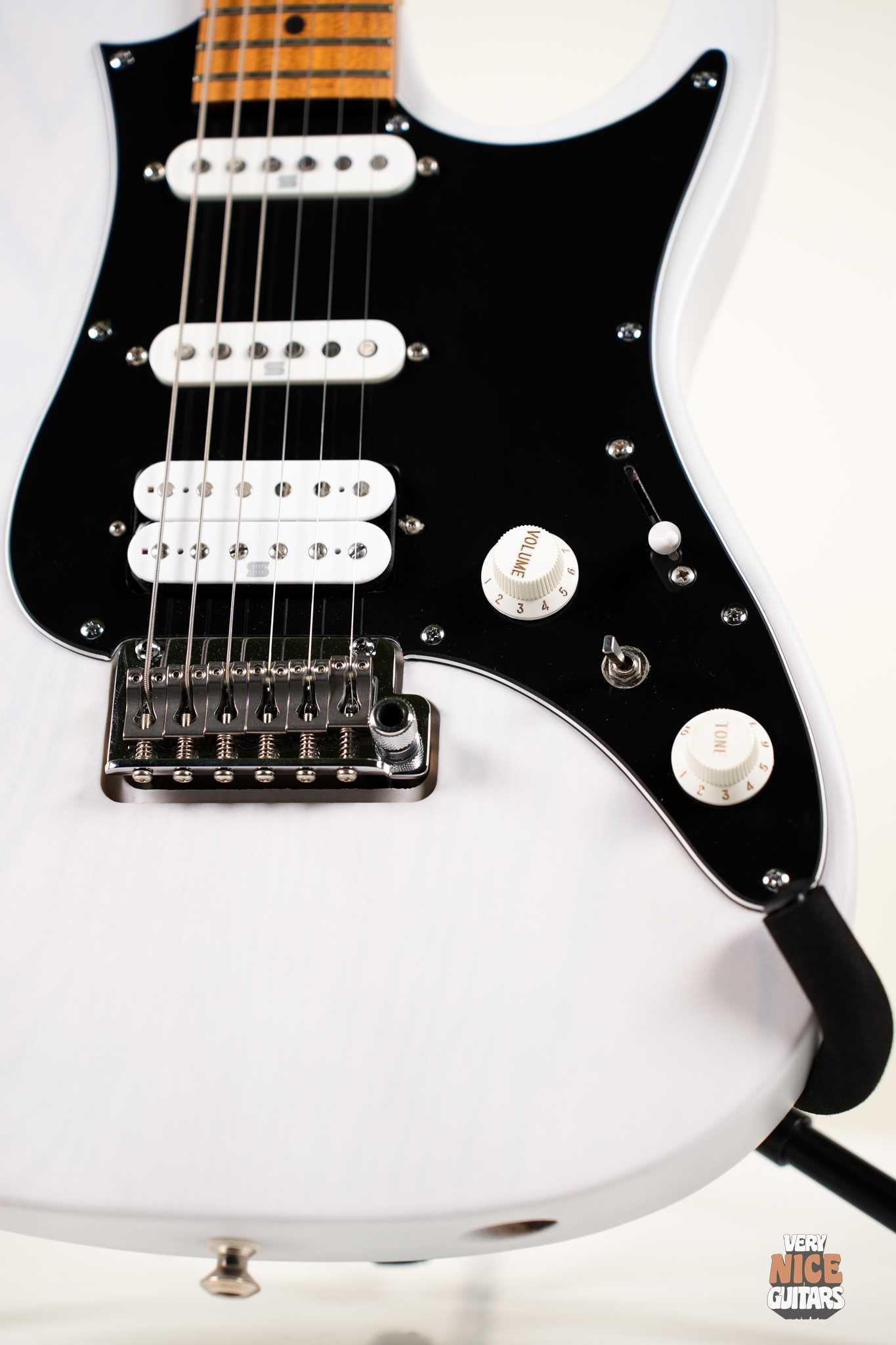 Letnia wyprzedaż!! Ibanez AZ2204 LA Custom Shop