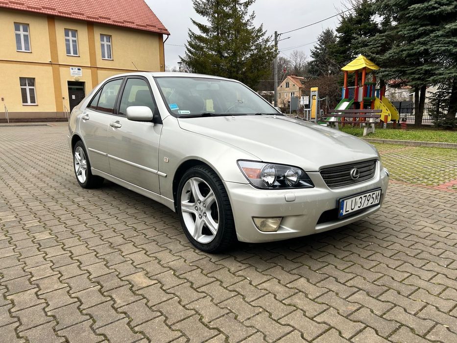 Lexus IS 200 2.0 Benzyna+LPG Klimatyzacja