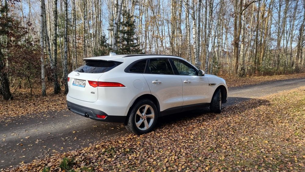 Jaguar F-pace 25t pojemność 2.0 2018 rok 250km benzyna obniżka ceny