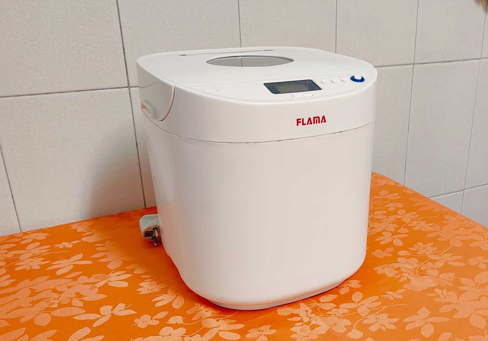 Máquina de fazer pão FLAMA
