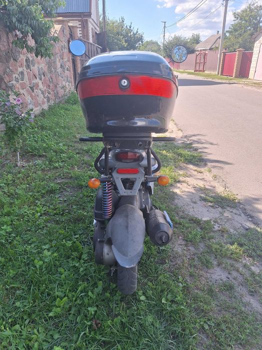 Продам скутер Peugeot ludix