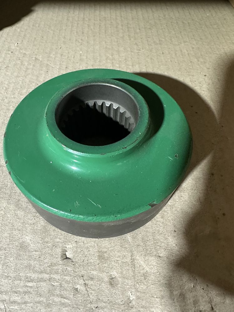 Втулка Верхняя Шнека 25 шлицов John Deere AXE12921 AH202956 STS S
