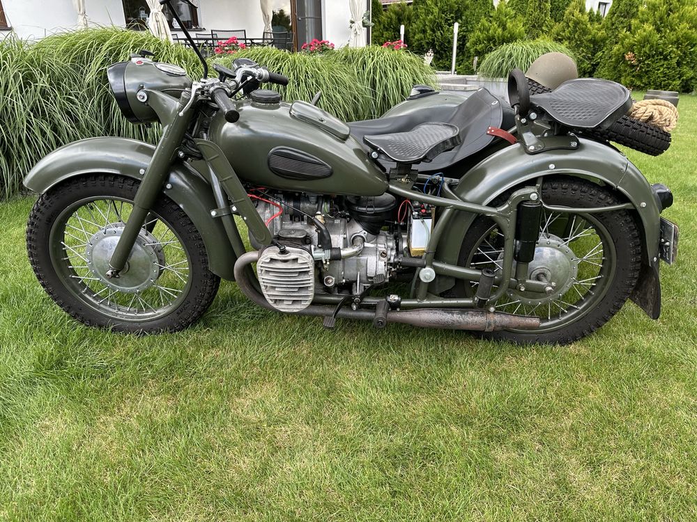 Dniepr K-750 KMZ M-72