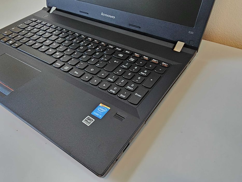 Laptop Lenovo E50-80 15,6 " Intel Core i3 5005U Windows 10 PRO