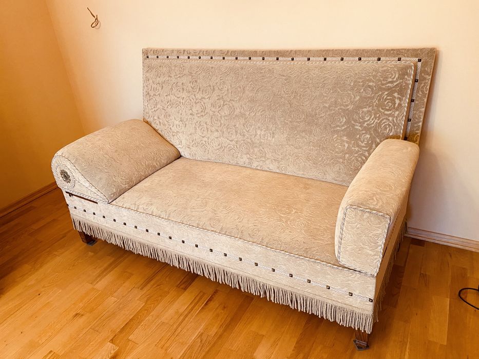 Unikatowa kanapa w stylu art deco z lat 20-tych po renowacji