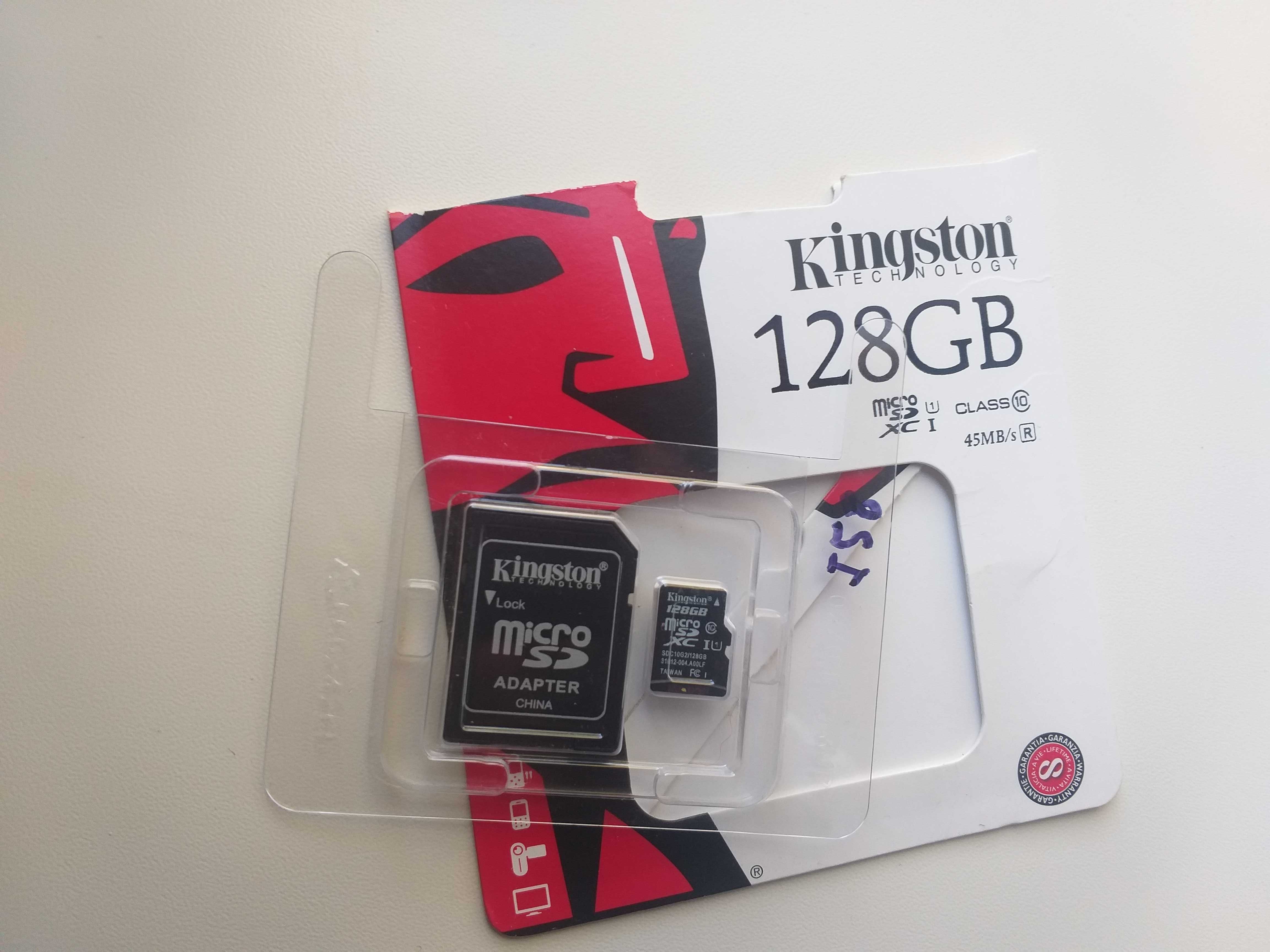 Карта памяти Kingston 128 GB microSD Class 10 + SD Adapter SD.