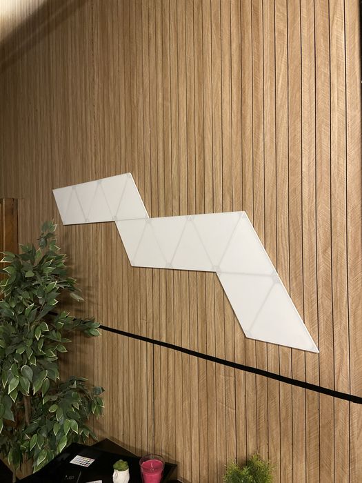 18 Paineis Nanoleaft Triangulos RGB, pouco usado