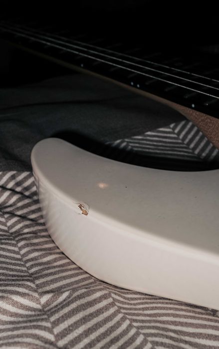 Продам электрогитару Jackson j11