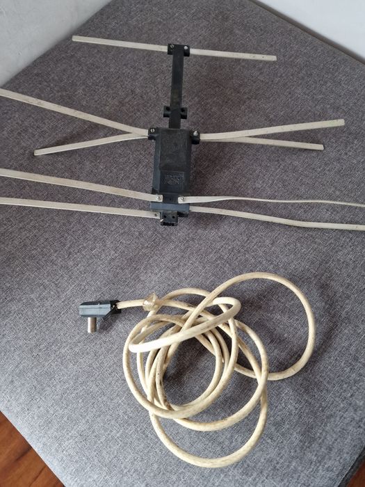 Antena TV telewizyjna + kabel + wtyka