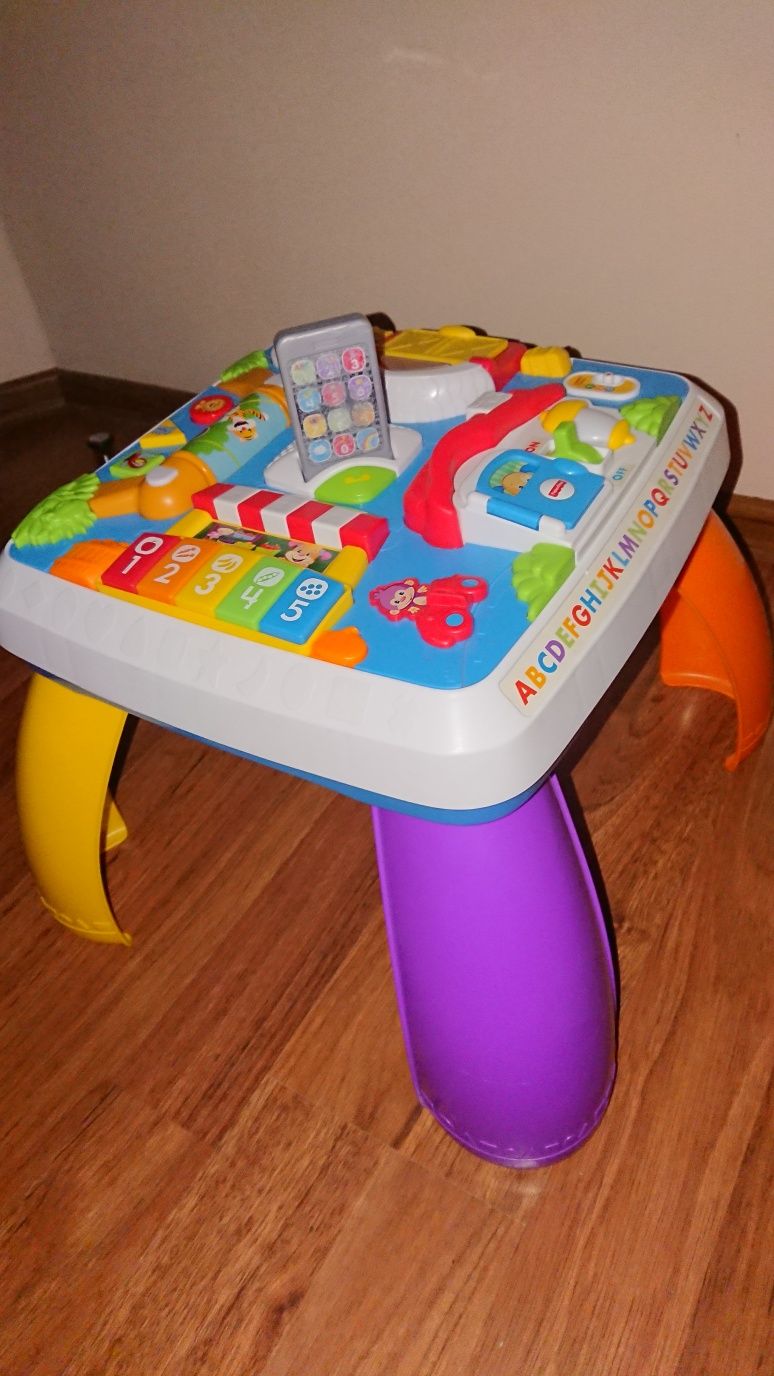 Развивающая игрушка столик интерактив стол Fisher Price Смейся и учись