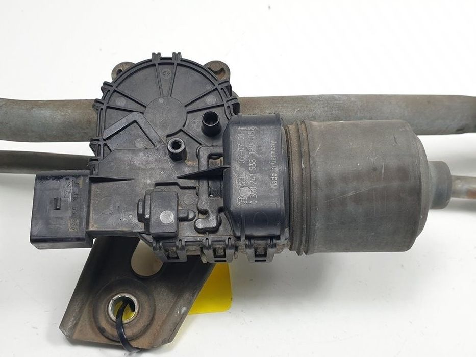 MOTOR LIMPA-VIDROS FRONTAL OPEL ASTRA H 2005 -0390241538