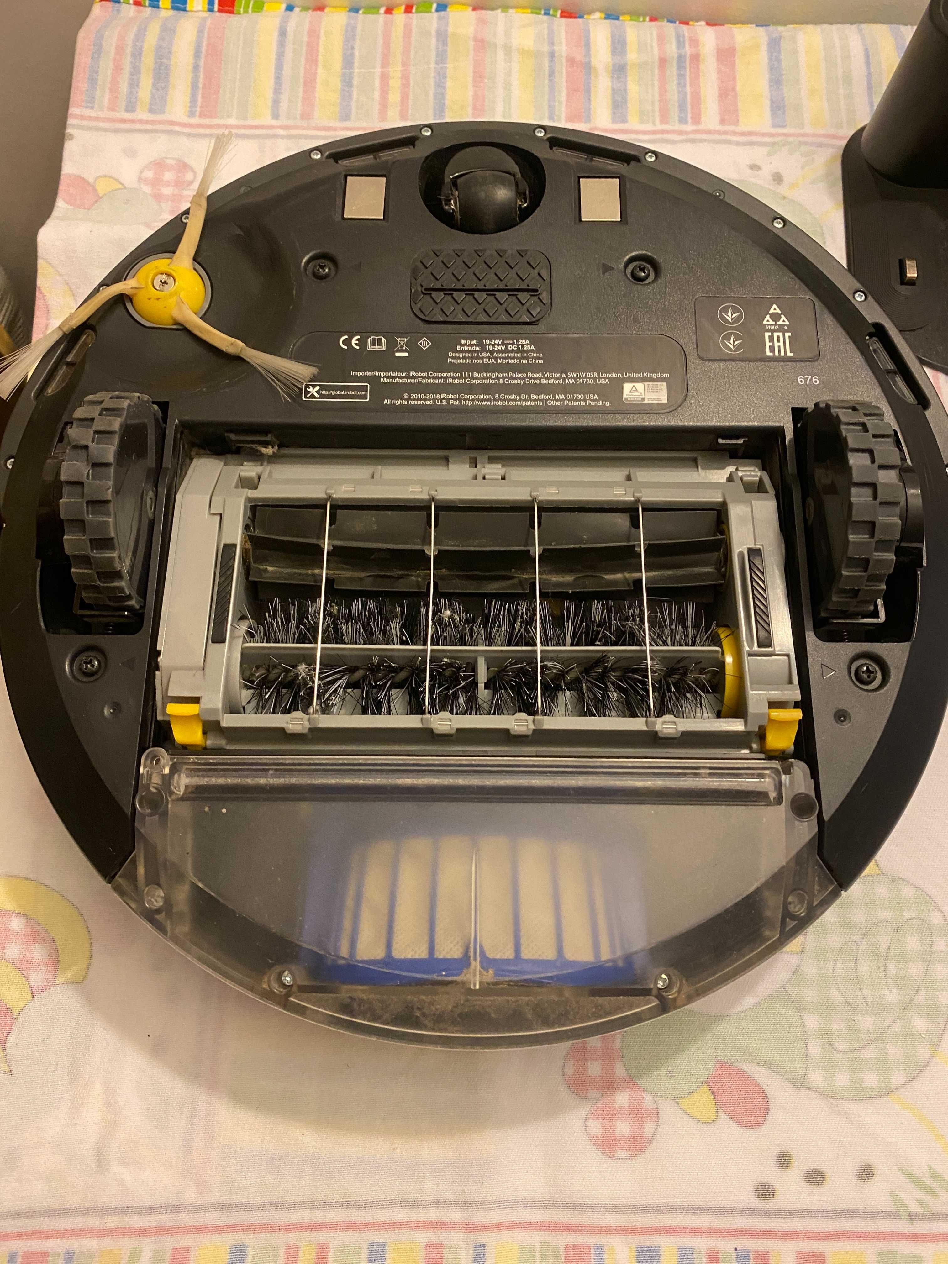 iRobot Roomba 676