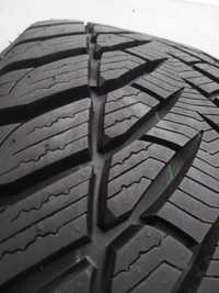 Opona zimowa 255/60R18 Goodyear Ultragrip +. 22r