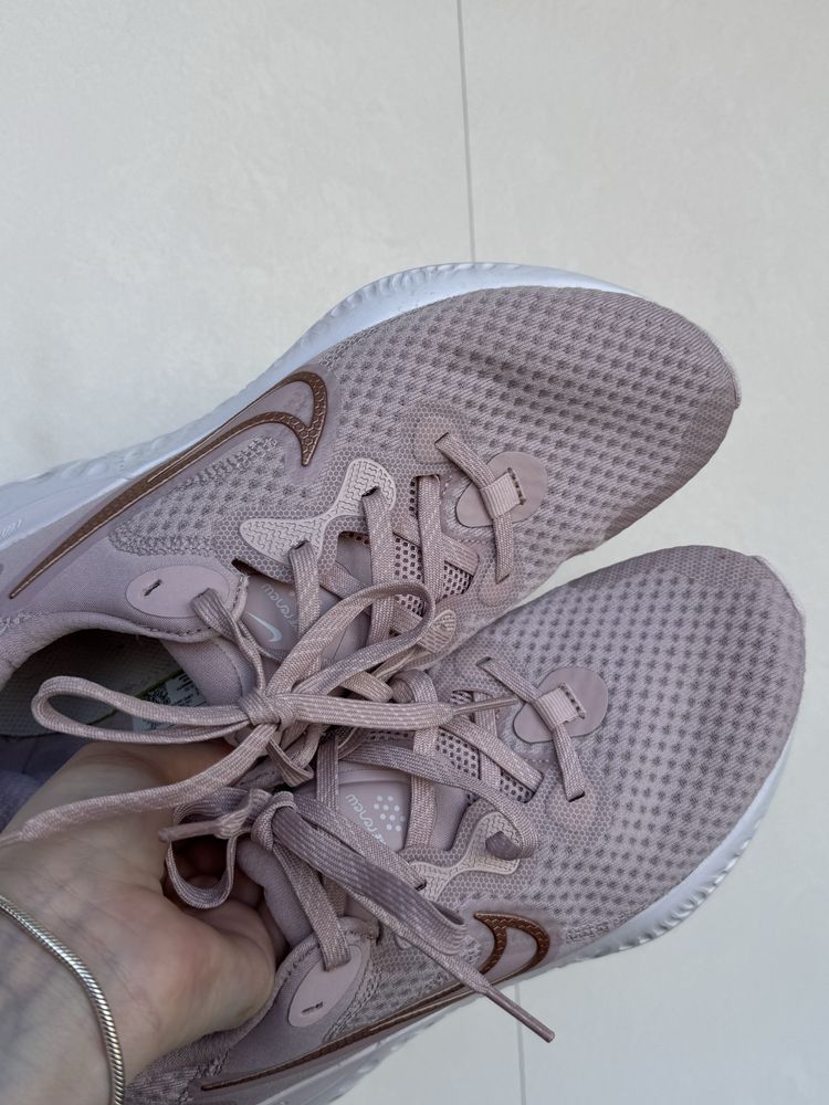 Кроссовки Nike оригинал