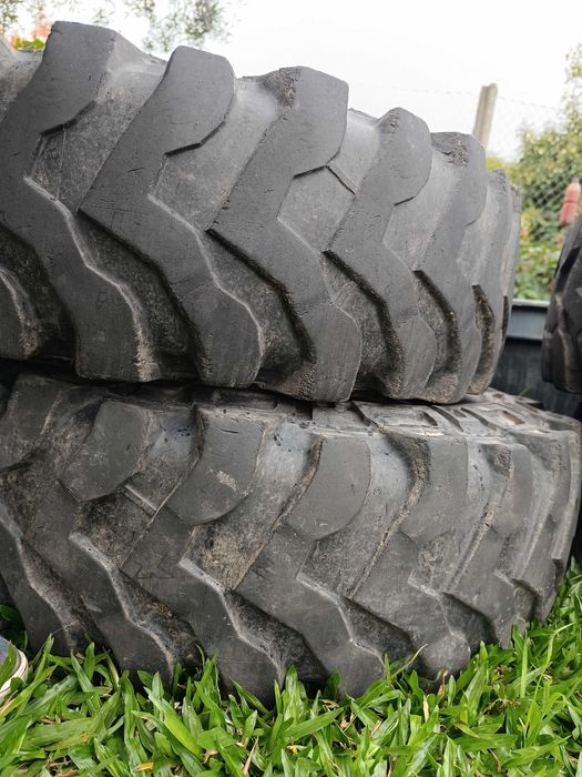 Pneus 235 85 R16C