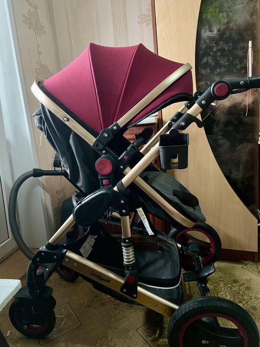 Продам детскую коляску Daliya 2 в 1