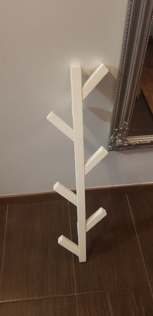 Wieszak ikea tjusig