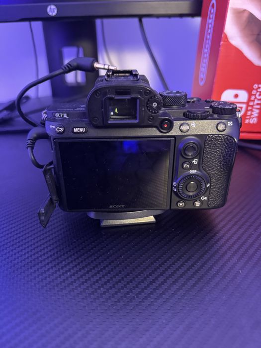 Sony A7 III com Lente