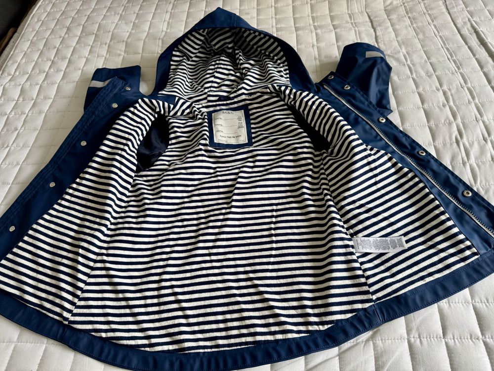 Kurtka Płaszczyk wodoodporny 6-7 lat 122 cm Marks Spencer