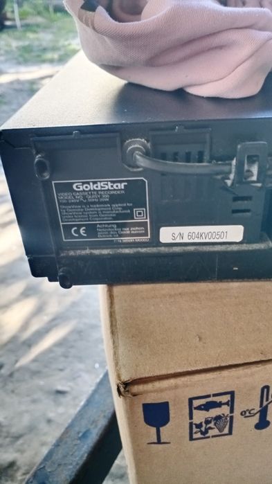 Відеомагнітофон GoldStar