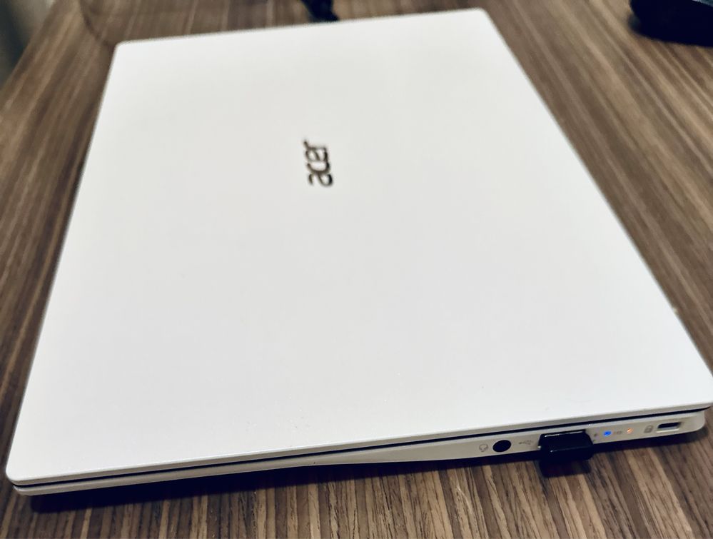 Ноутбук ACER  Swift SF514-54T