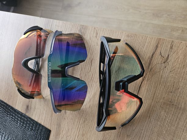 Trzy pary okularów kolarskich