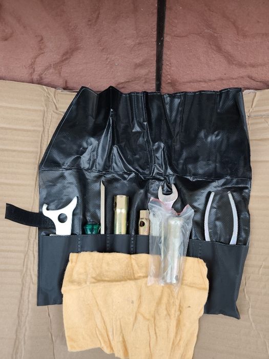 Оригінальний набір інструментів BRP can-am