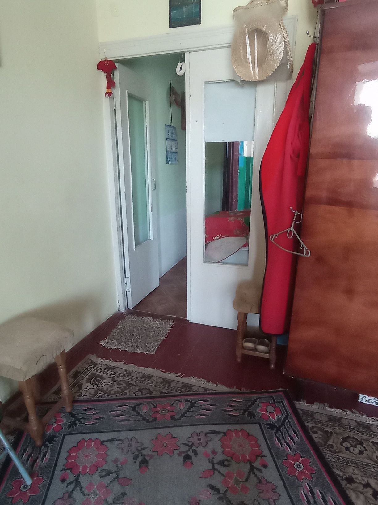 1 кім. кв-ра в смт Ріпки. Обмін на кім. в гуртожитку в Чернігові.