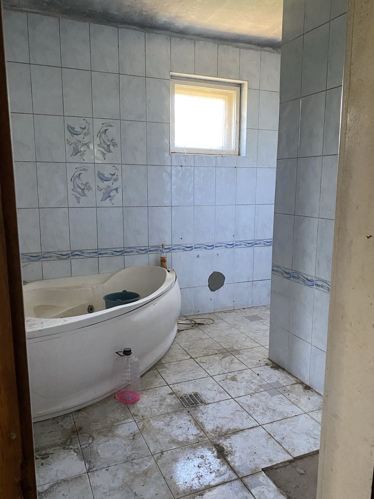 Продам 2х повеоходий будинок у місті Берегові