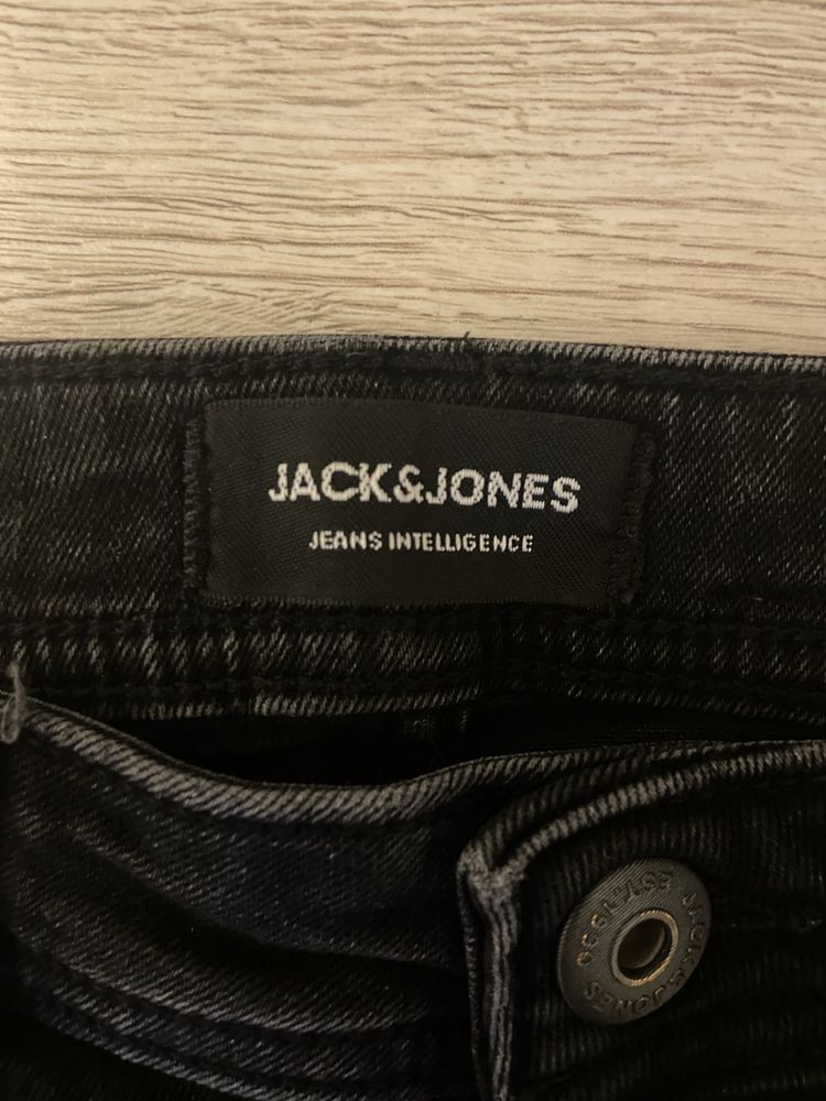 Czarne jeansy/spodnie z dziurami Jack&Jones