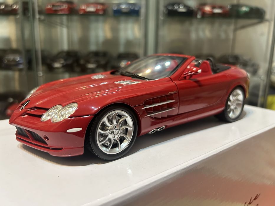 Mercedes SLR McLaren roadster 1:18 Minichamps (CMC Autoart)