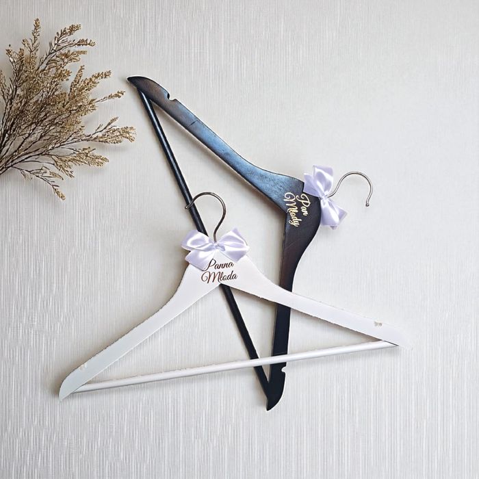 Nowe wieszaki ślubne panna młoda pan młody drewniane