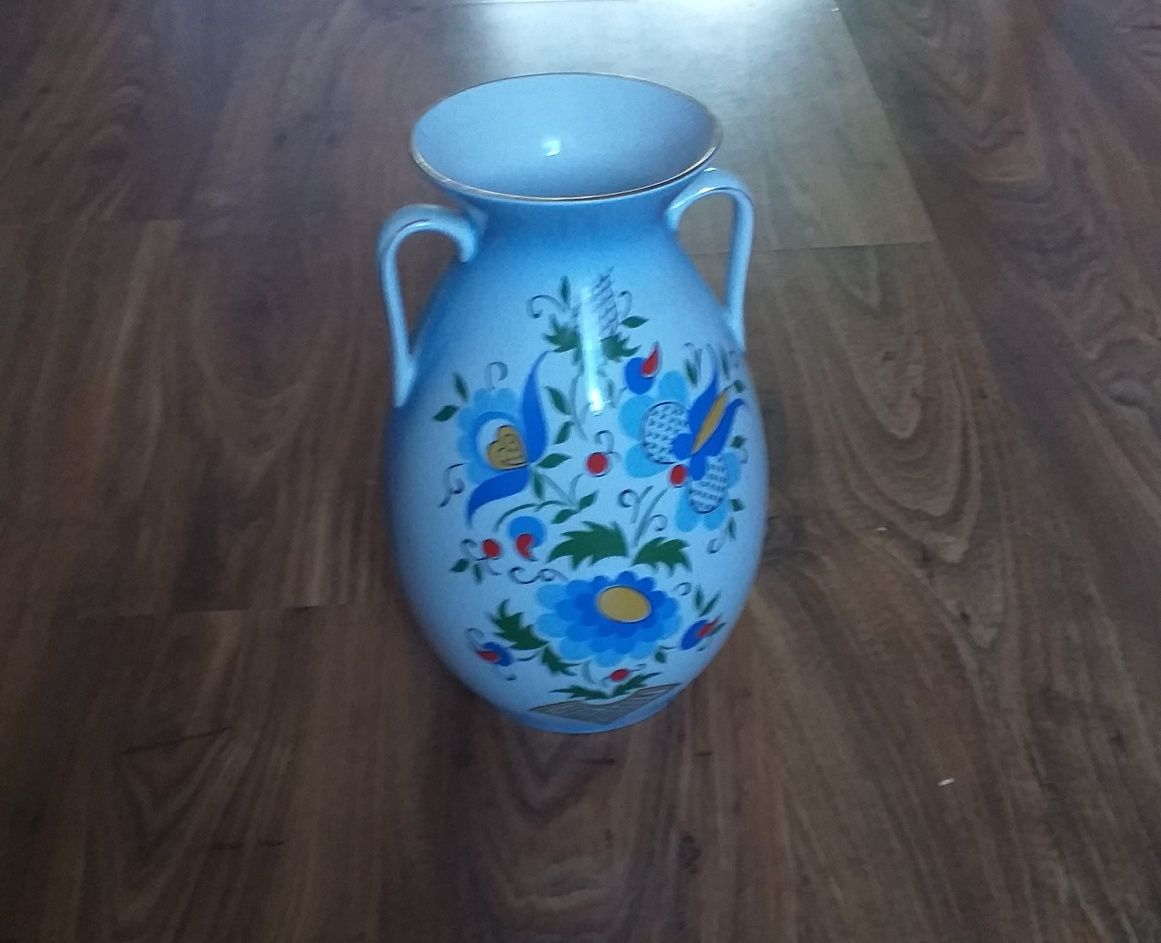 Piękny duży wazon